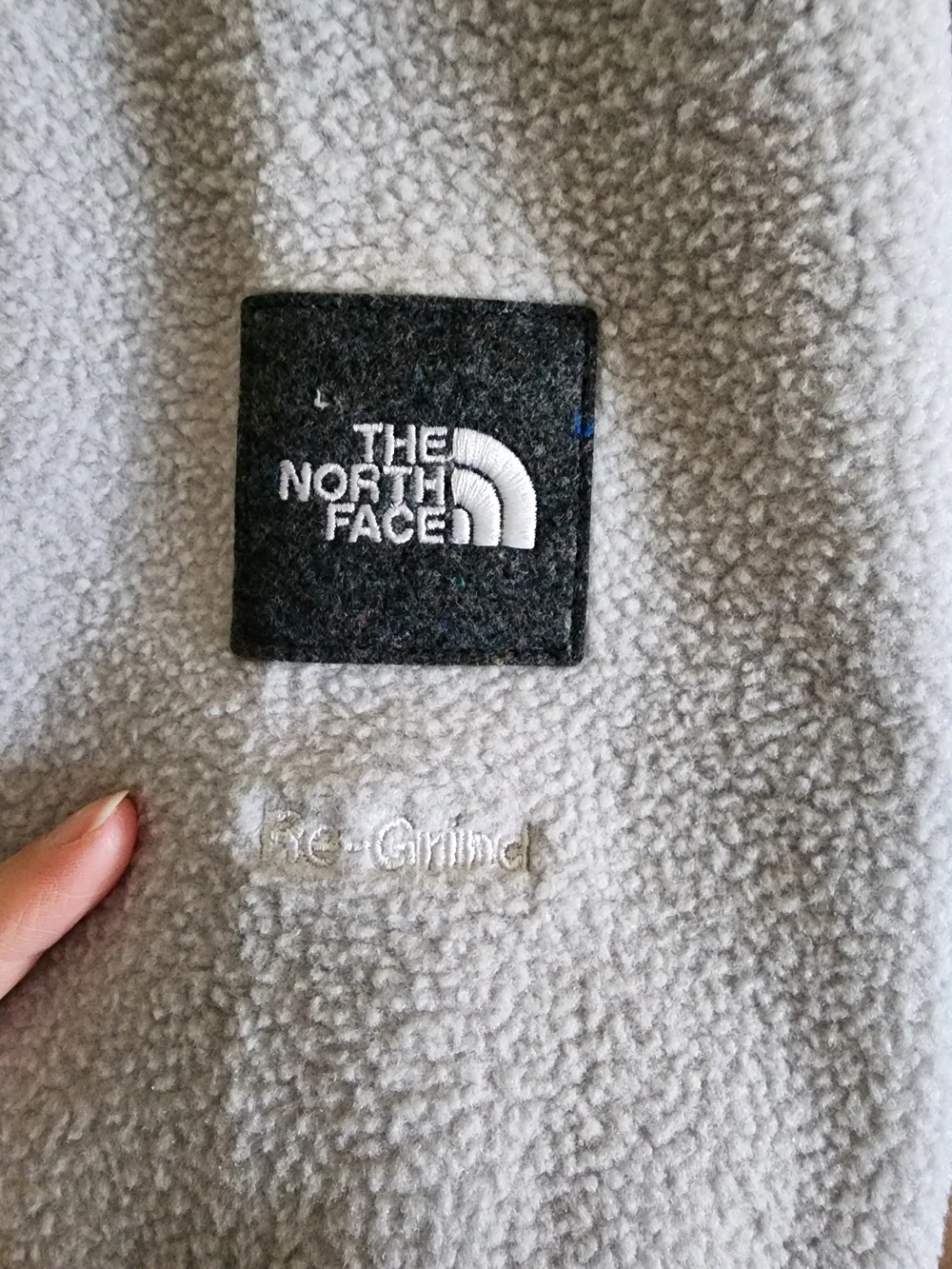 The North Face Mens Regrind Denali Fleece Light Grey Full-Zip, Raw Undyed